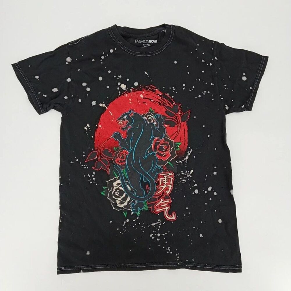 Asian Inspired Graphic T Shirt Small - Black - Panther Graphic Streetwear S
